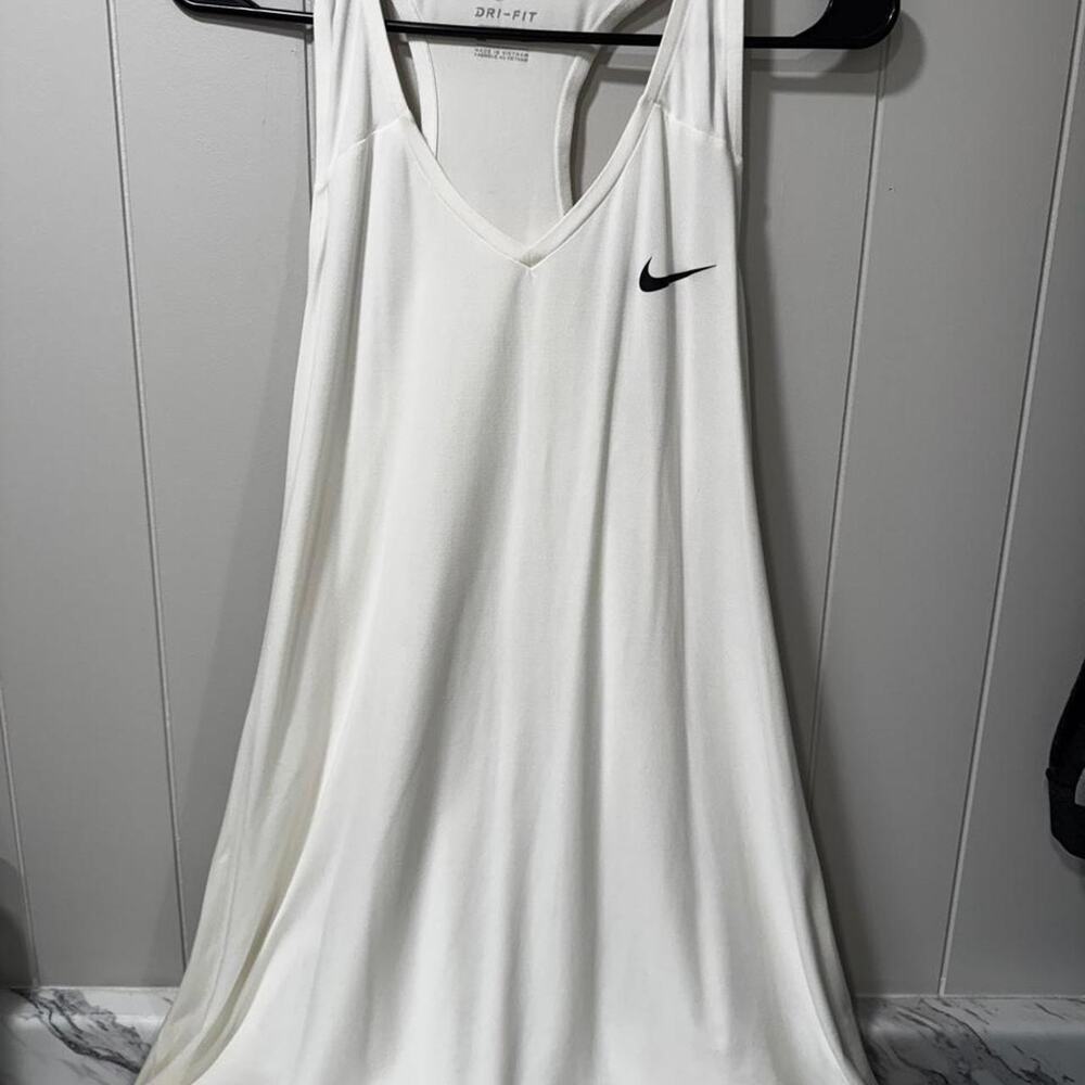 Nike white tennis tank topin
